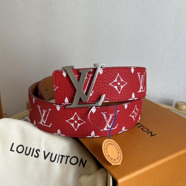 Louis Vuitton Belt LV Initiales