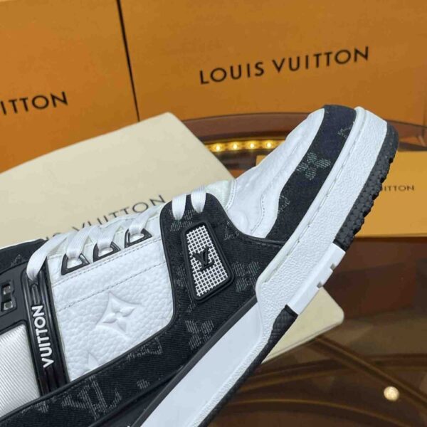 desc_louis-vuitton-lv-trainer-sneaker----1a9jgb_3