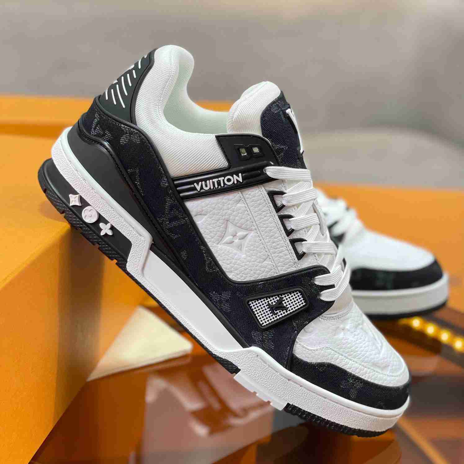 Louis Vuitton LV Trainer Sneaker