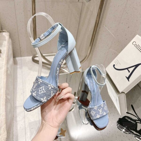 desc_louis-vuitton-silhouette-sandal--1aazt8_7