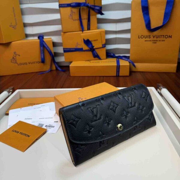 desc_louis-vuitton-emilie-wallet-m62369_0