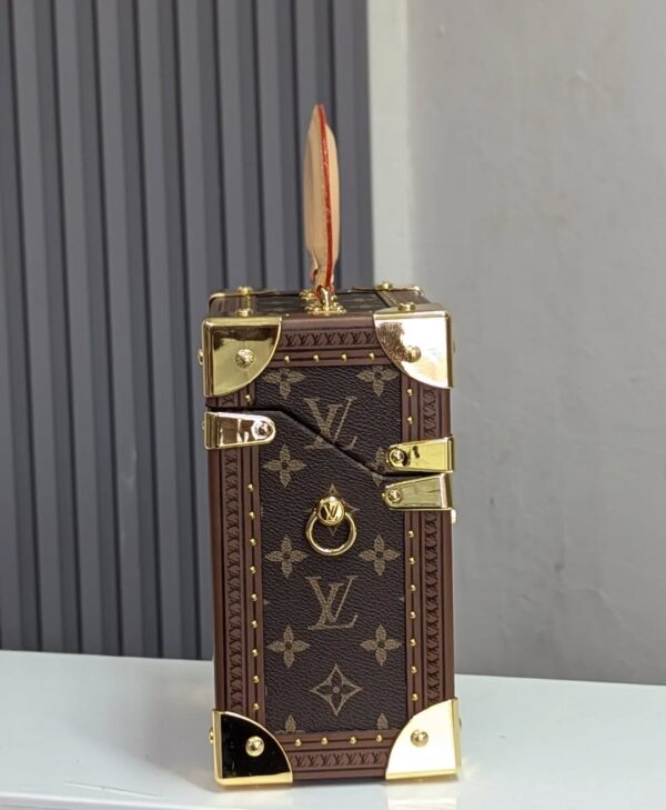Louis Vuitton Monogram Camera Box Bag - Image 4