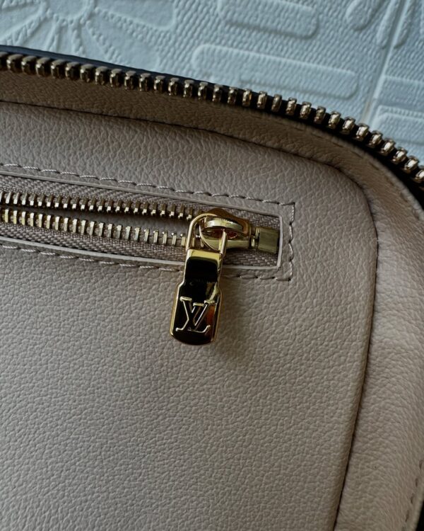 Louis Vuitton Monogram Nice BB - Image 6