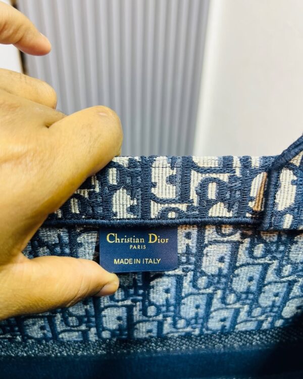Christian Dior Large Oblique Embroidery Book Tote - Image 5