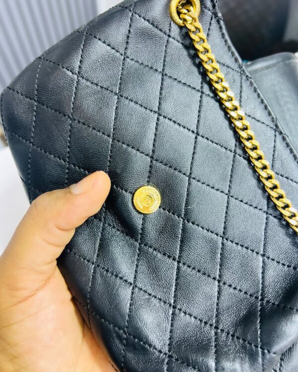 Saint Laurent black leather Nolita bag - Image 7