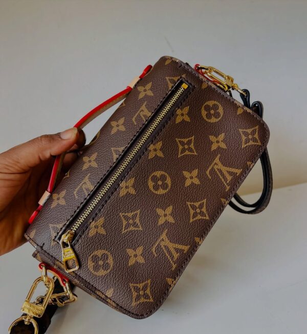 Louis Vuitton Pochette Metis East West Bag - Image 3