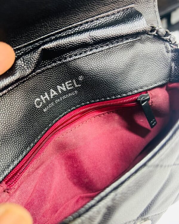 Chanel Cardholder on Chain in Black Caviar - Image 5