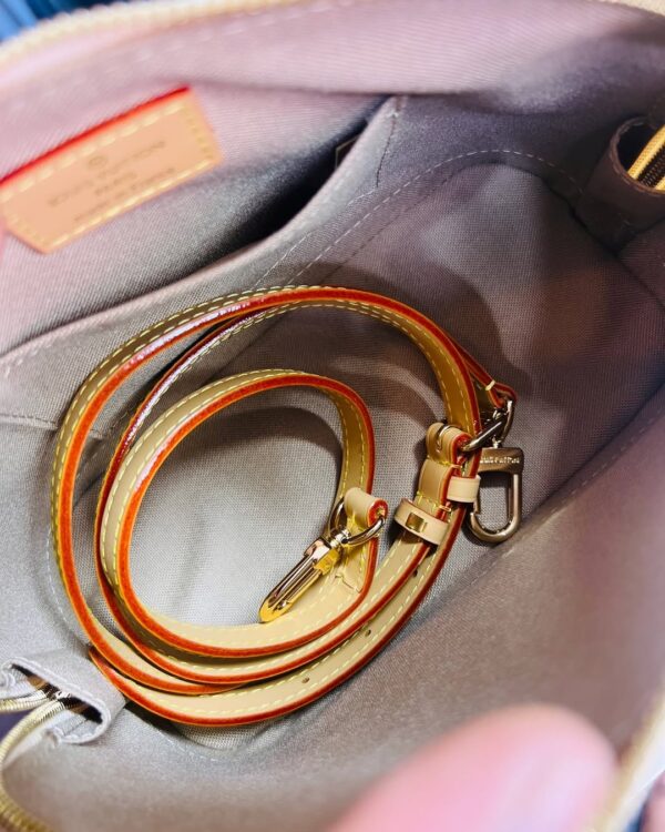 Louis Vuitton Alma BB Handbag - Image 5