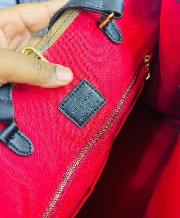 Louis Vuitton Classic Monogram OnTheGo MM Tote bag - Image 7