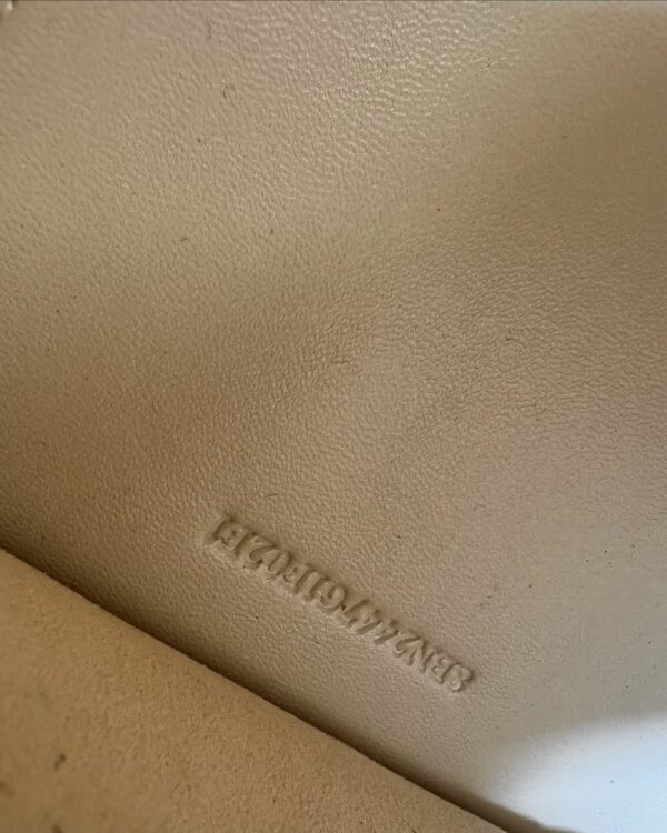 Fendi Sunshine Medium Tote Bag - Image 4