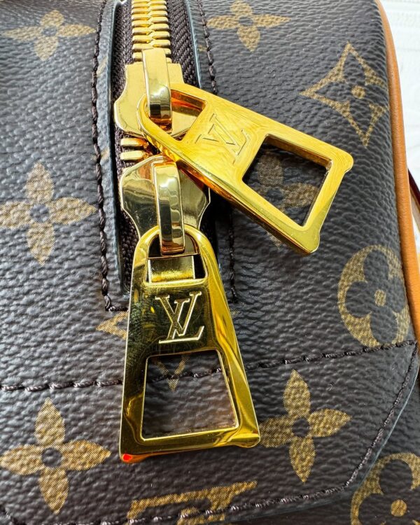 Louis Vuitton Monogram Cite Brown Shoulder Bag - Image 3