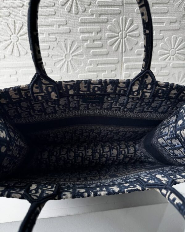 Christian Dior Navy Oblique Medium Book Tote - Image 2