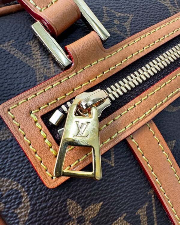 Louis Vuitton Monogram Cite Brown Shoulder Bag - Image 2