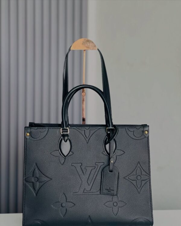 Louis Vuitton OnTheGo MM Tote Bag - Image 2