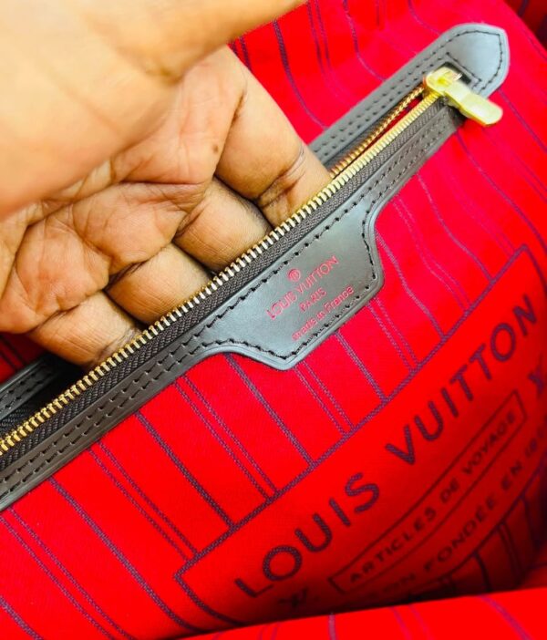 Louis Vuitton Neverfull Tote Bag - Image 5
