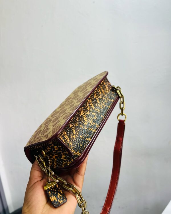 Coach Idol 23 Shoulder Bag - Image 3
