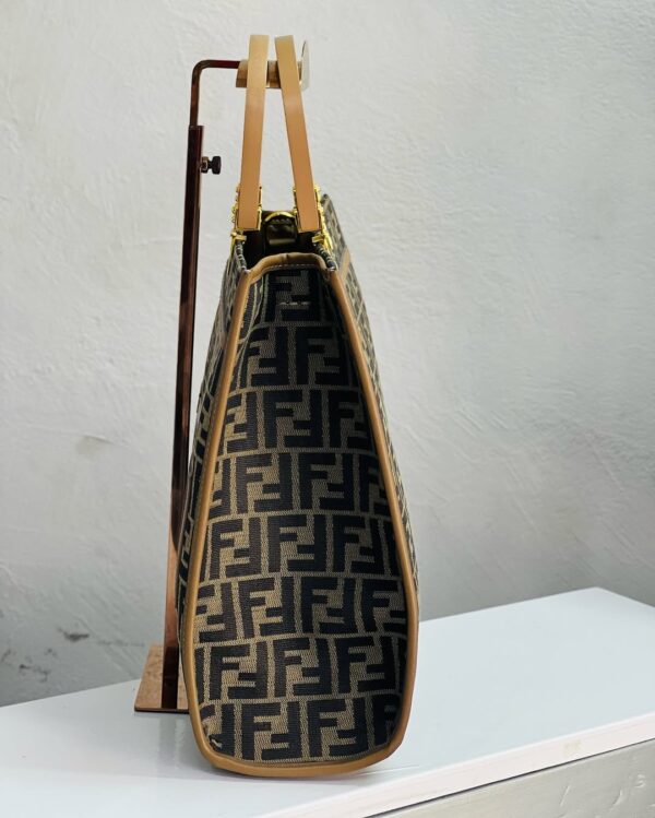 Fendi Zucca Print Sunshine Tote Bag - Image 4