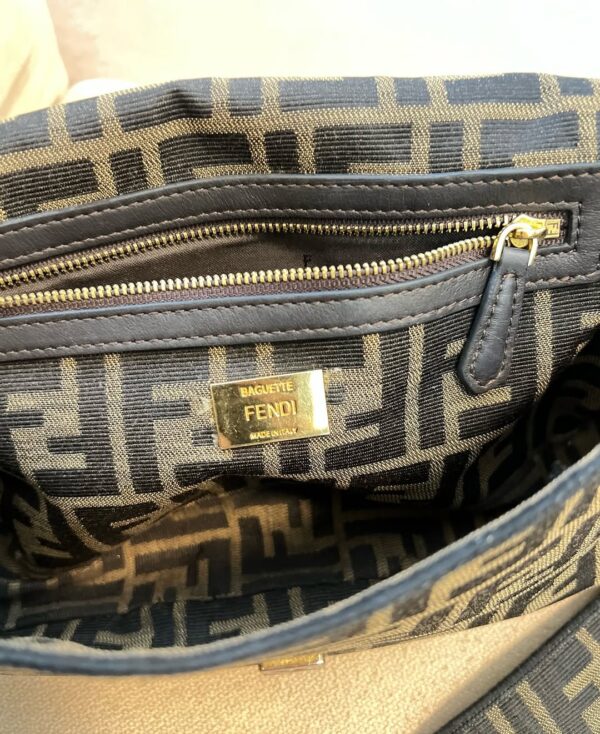 Fendi Baguette Jacquard FF fabric bag - Image 6