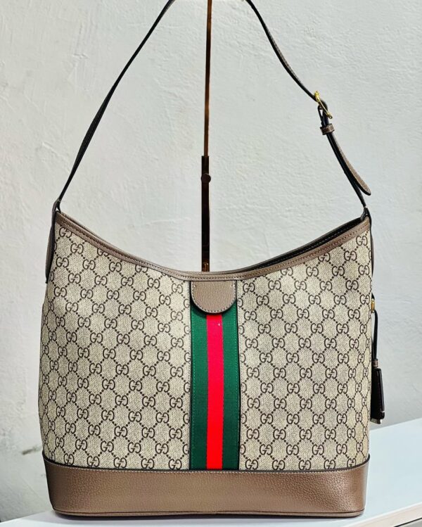 Gucci Women's Ophidia Gg Shoulder Bag - Image 2