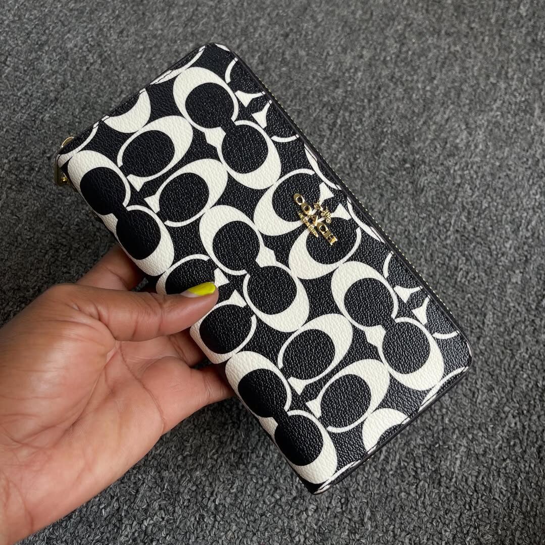 Coach Black & White Signature Logo Long Wallet