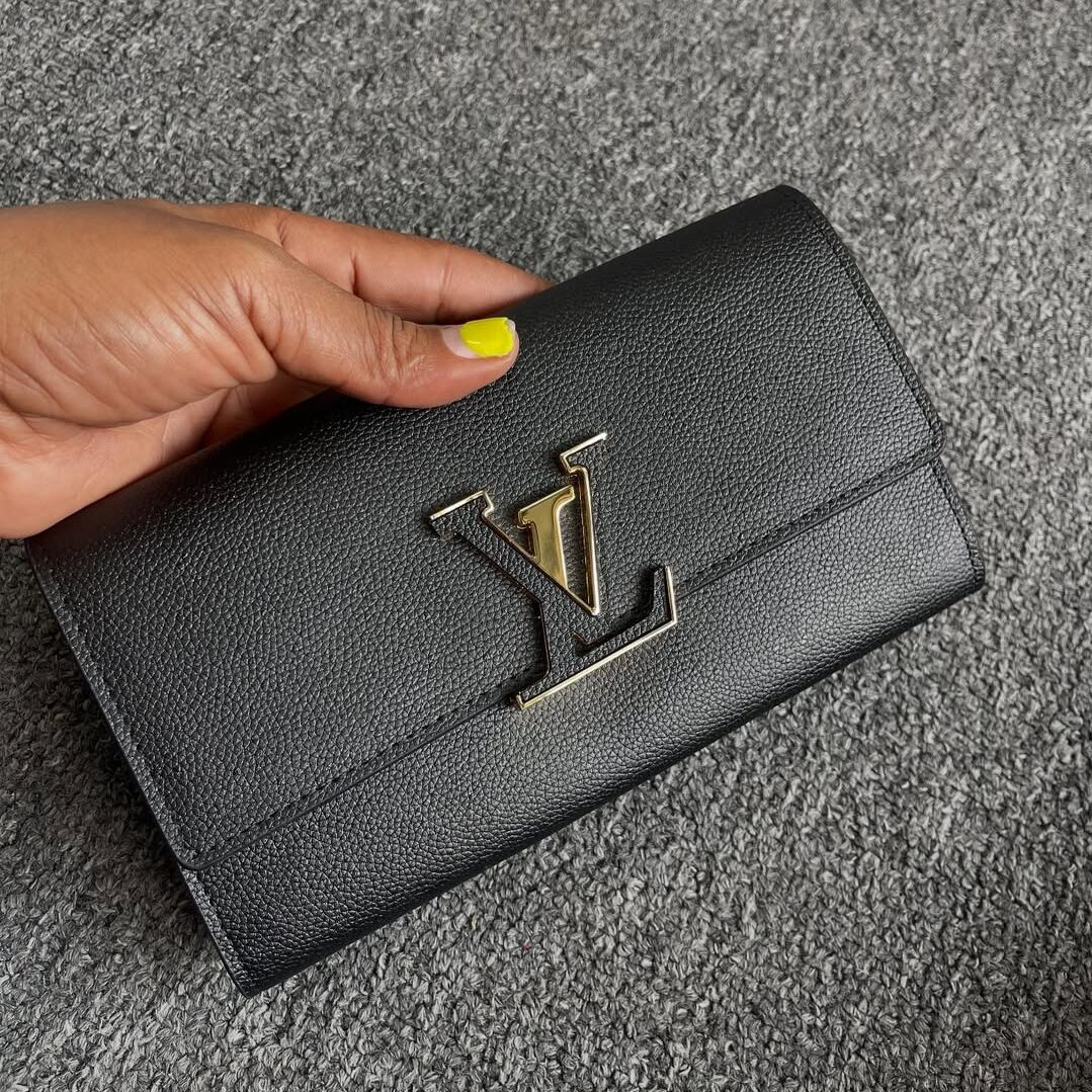 Louis Vuitton Capucines Wallet