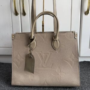 Louis Vuitton OnTheGo MM Tote in Monogram Empreinte Leather