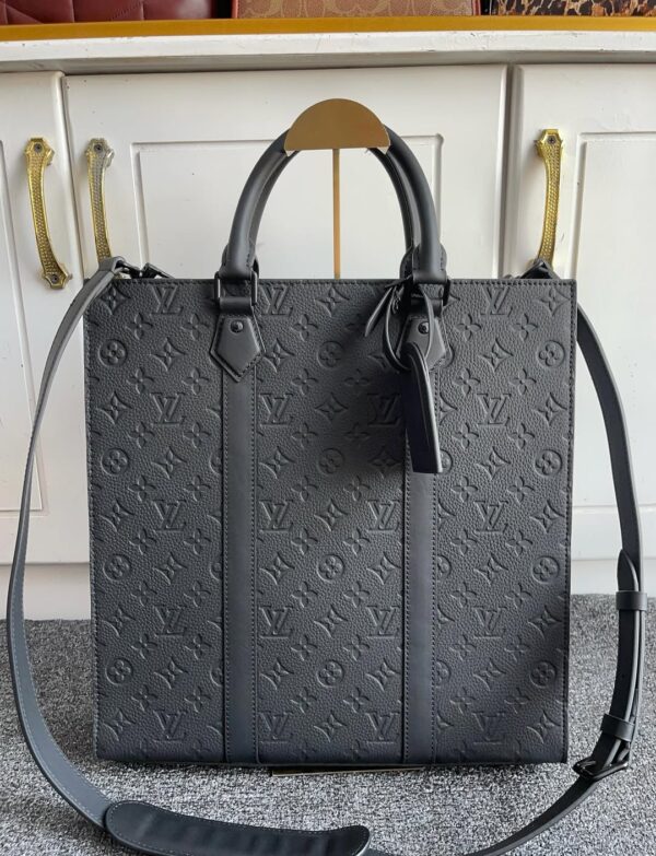 Louis Vuitton Sac Plat Cross Bag in Monogram Taurillon leather