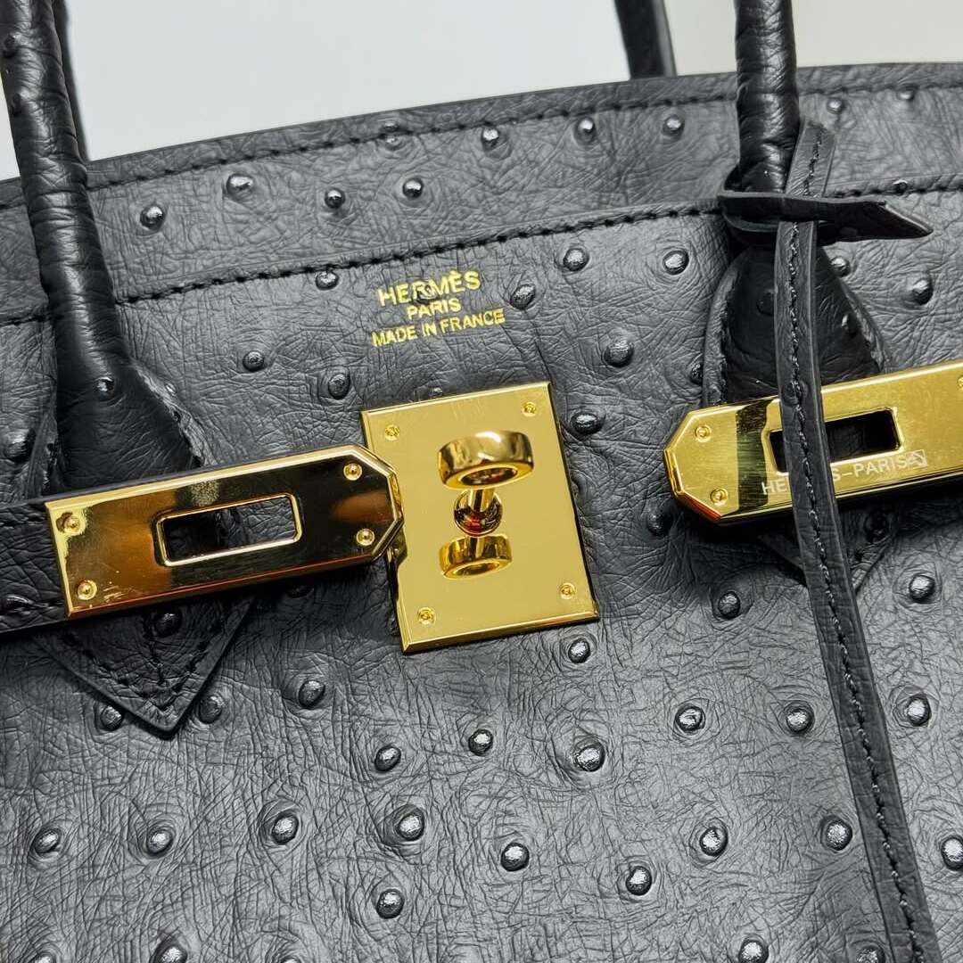 Hermès Birkin 30 in Black Ostrich Leather - Image 3