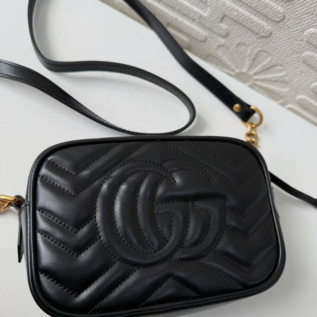 Gucci Small GG Marmont Shoulder Bag - Image 3