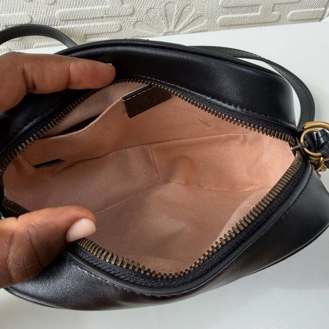 Gucci Small GG Marmont Shoulder Bag - Image 2