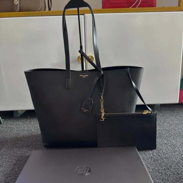 Saint Laurent Shopping Bag in leather