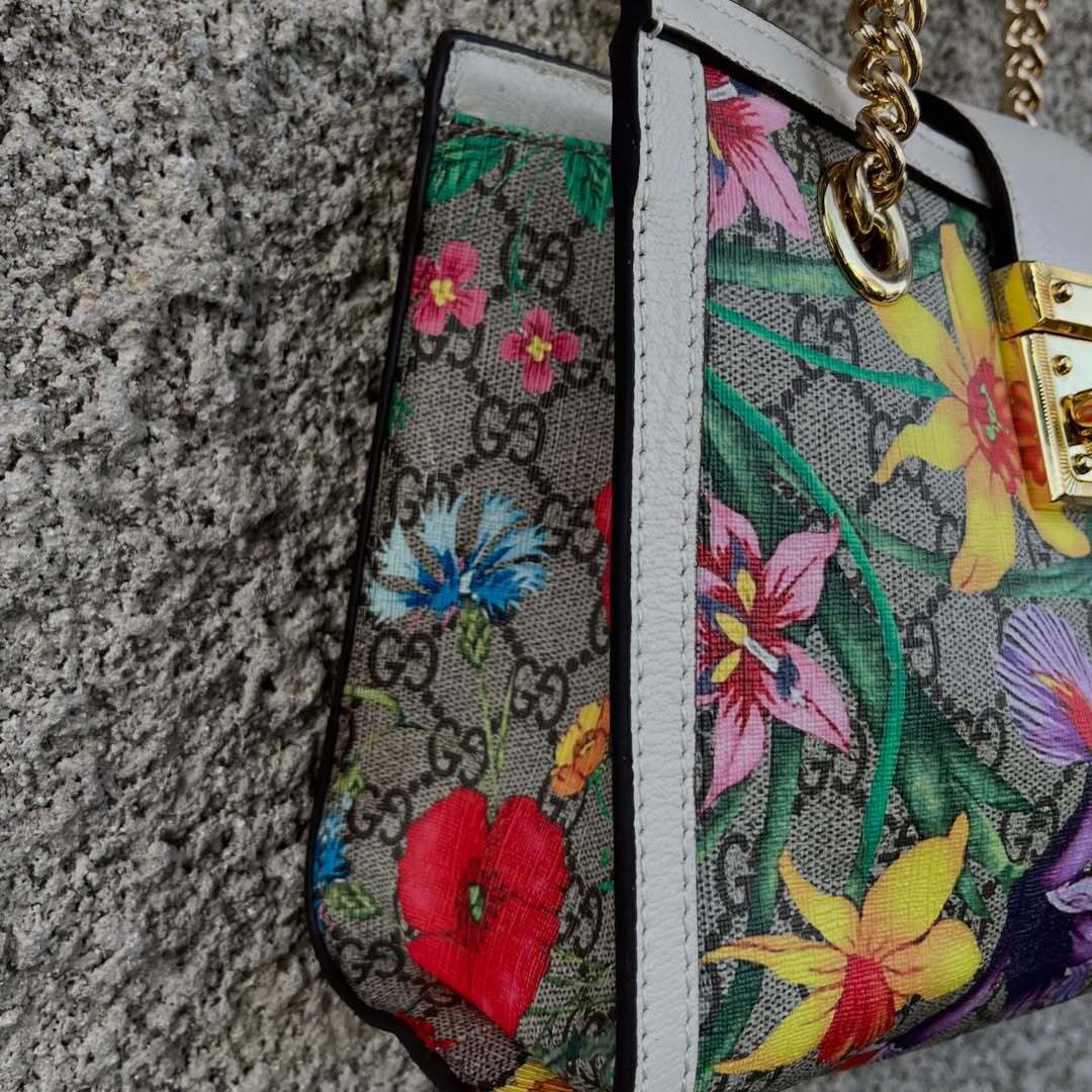 Gucci Padlock Flora Small GG Supreme Canvas Shoulder Bag - Image 4