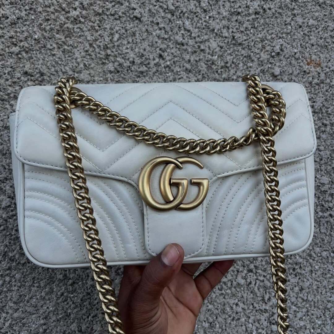 Gucci GG Marmont Small Shoulder Bag