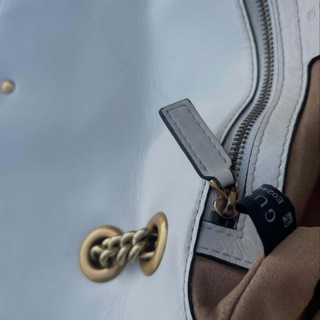 Gucci GG Marmont Small Shoulder Bag - Image 7