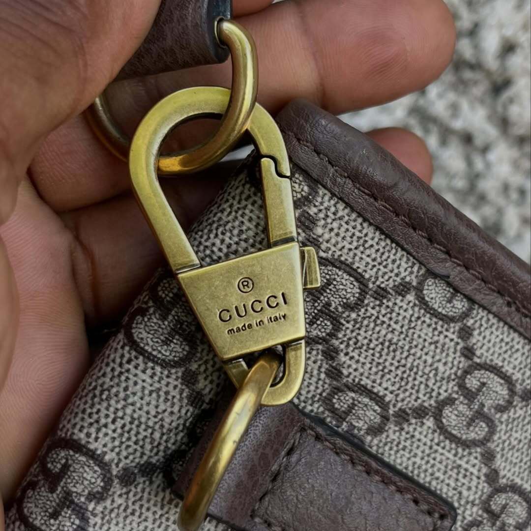The Gucci Neo Vintage GG Supreme Belt Bag - Image 5