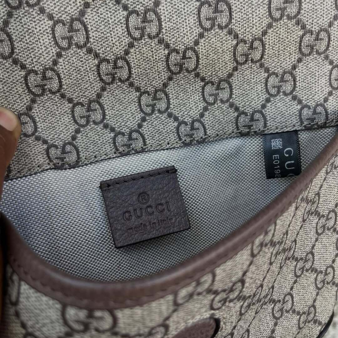 The Gucci Neo Vintage GG Supreme Belt Bag - Image 8