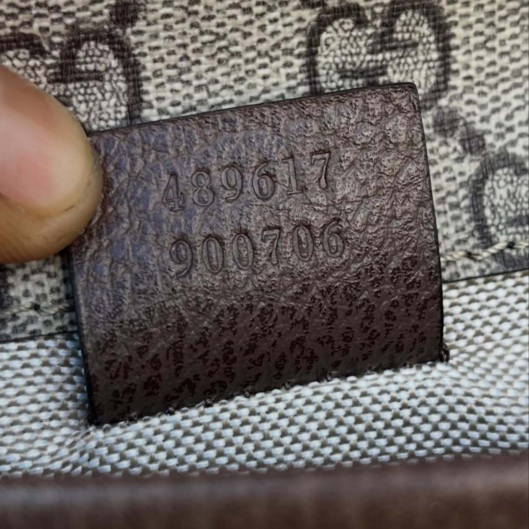 The Gucci Neo Vintage GG Supreme Belt Bag - Image 12