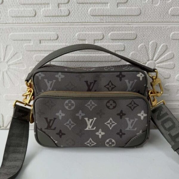 Louis Vuitton Nil Bag in Monogram Surplus Green